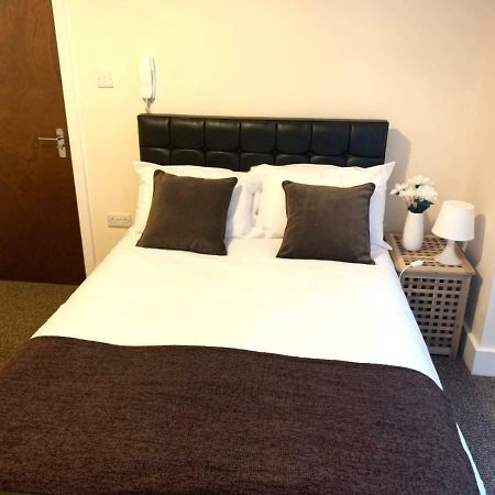 Serviced Accommodations Luton  Kültér fotó