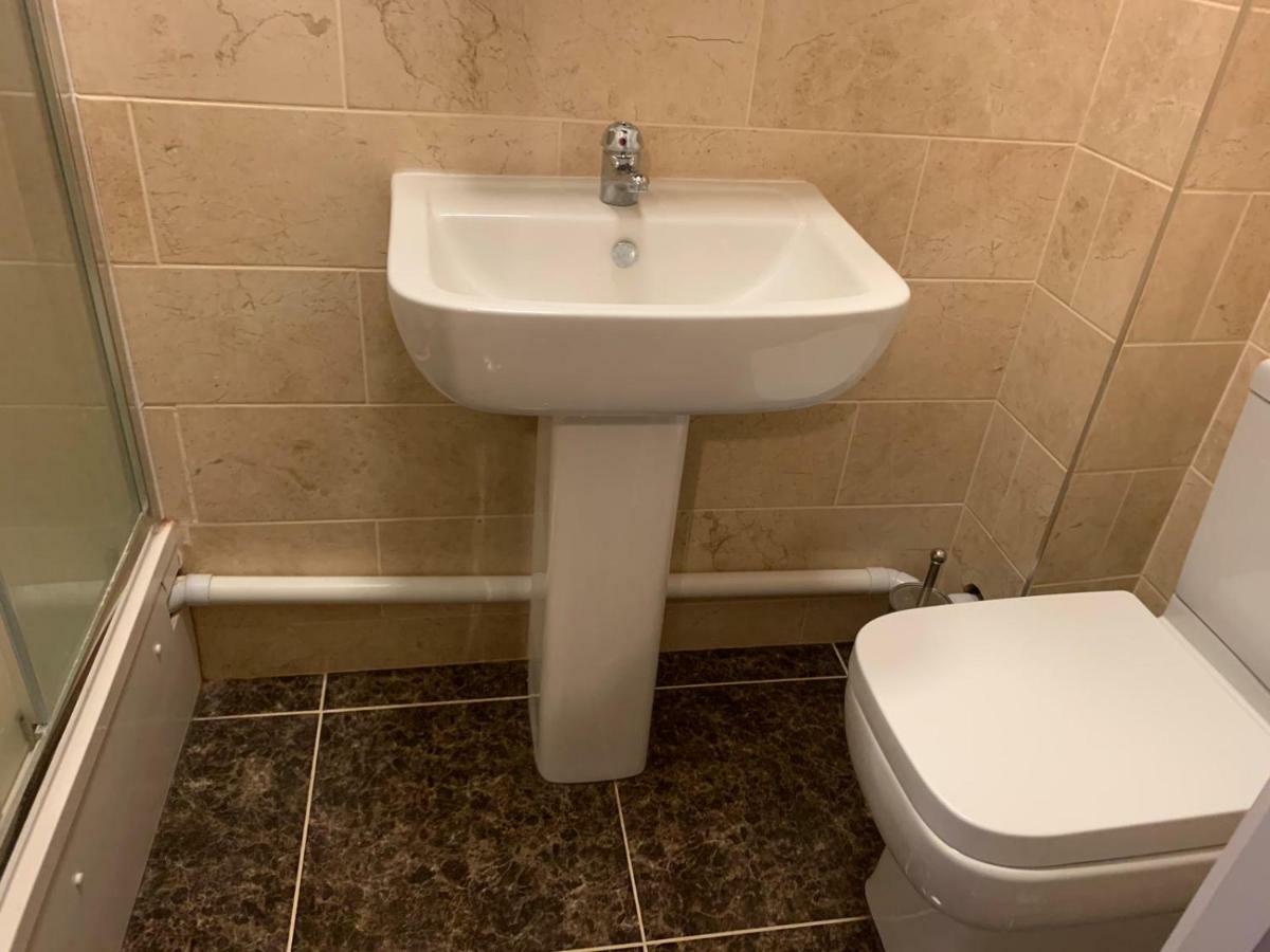 Serviced Accommodations Luton  Kültér fotó
