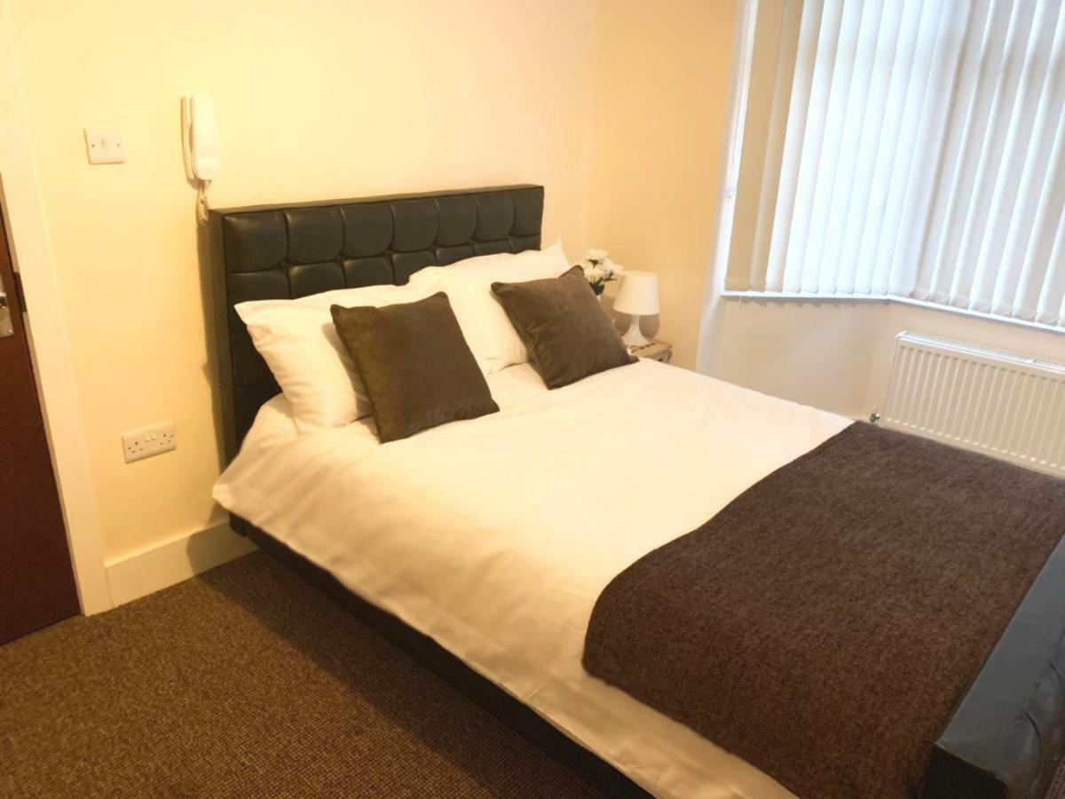 Serviced Accommodations Luton  Kültér fotó